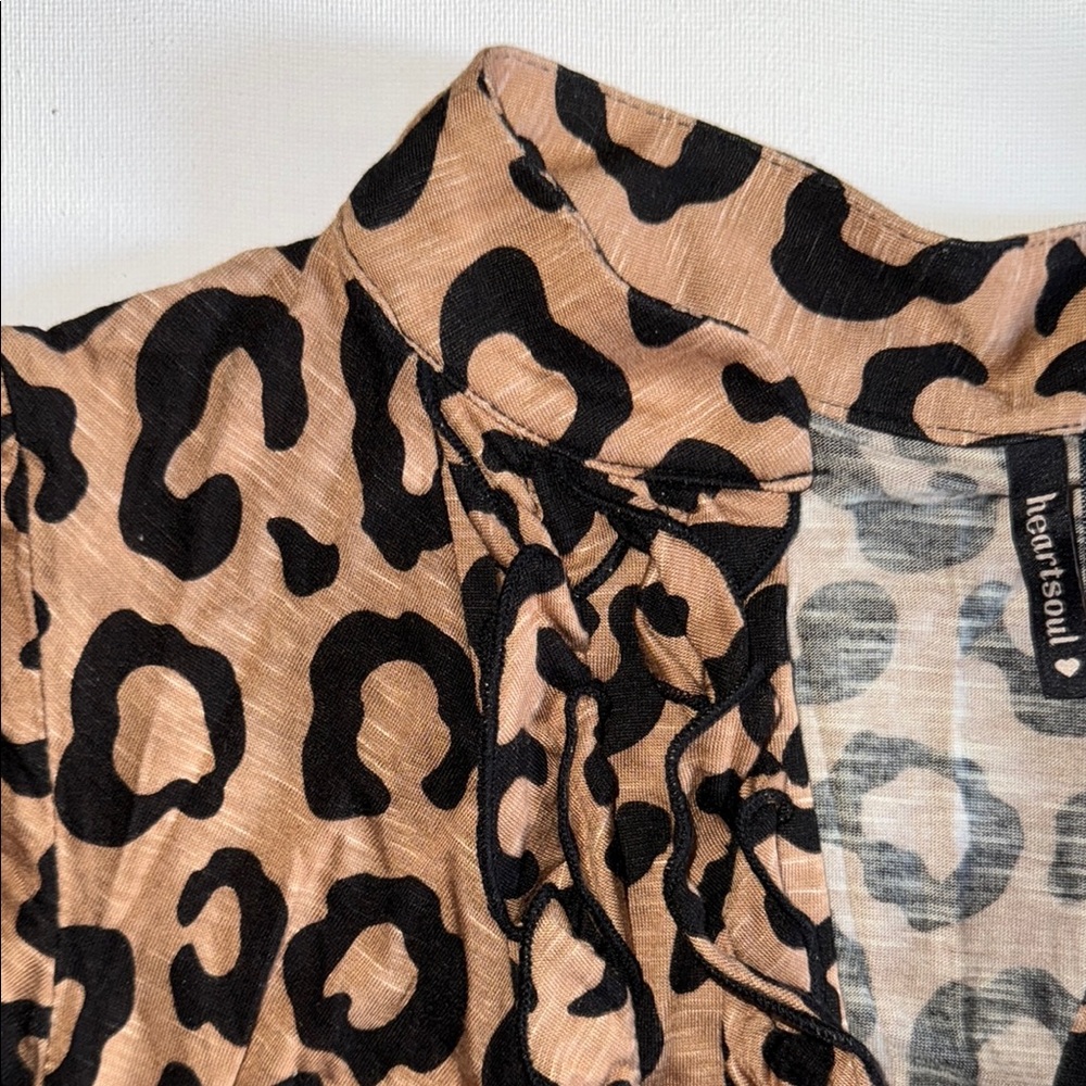 Leopard Print Ruffle Top - Picture 3 of 3